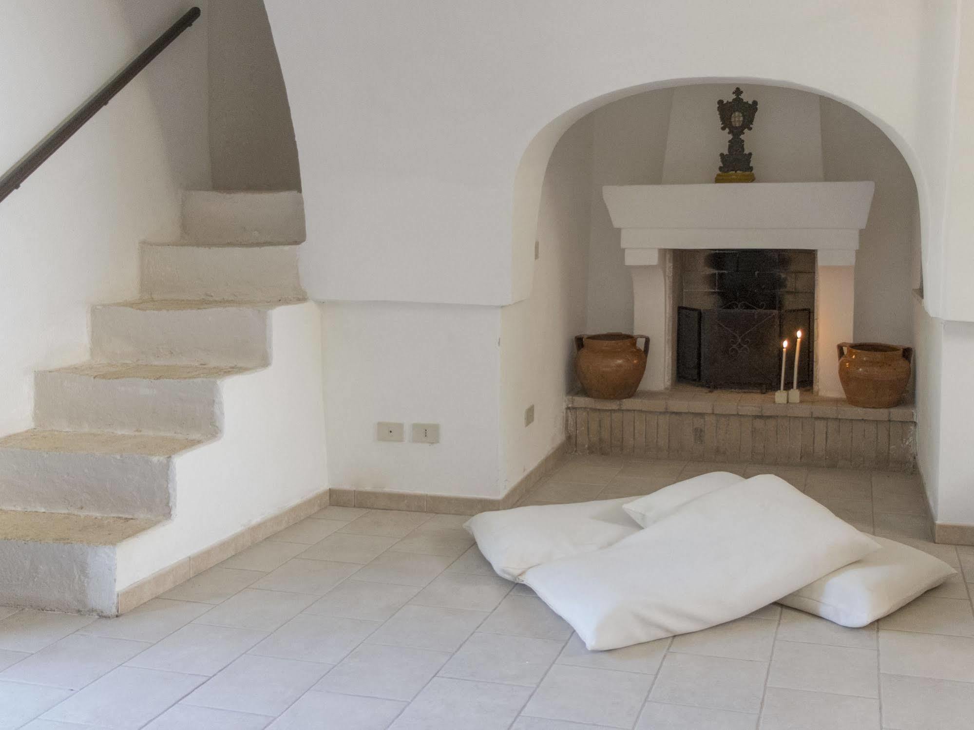 Masseria Palombara Grande Ostuni Eksteriør billede