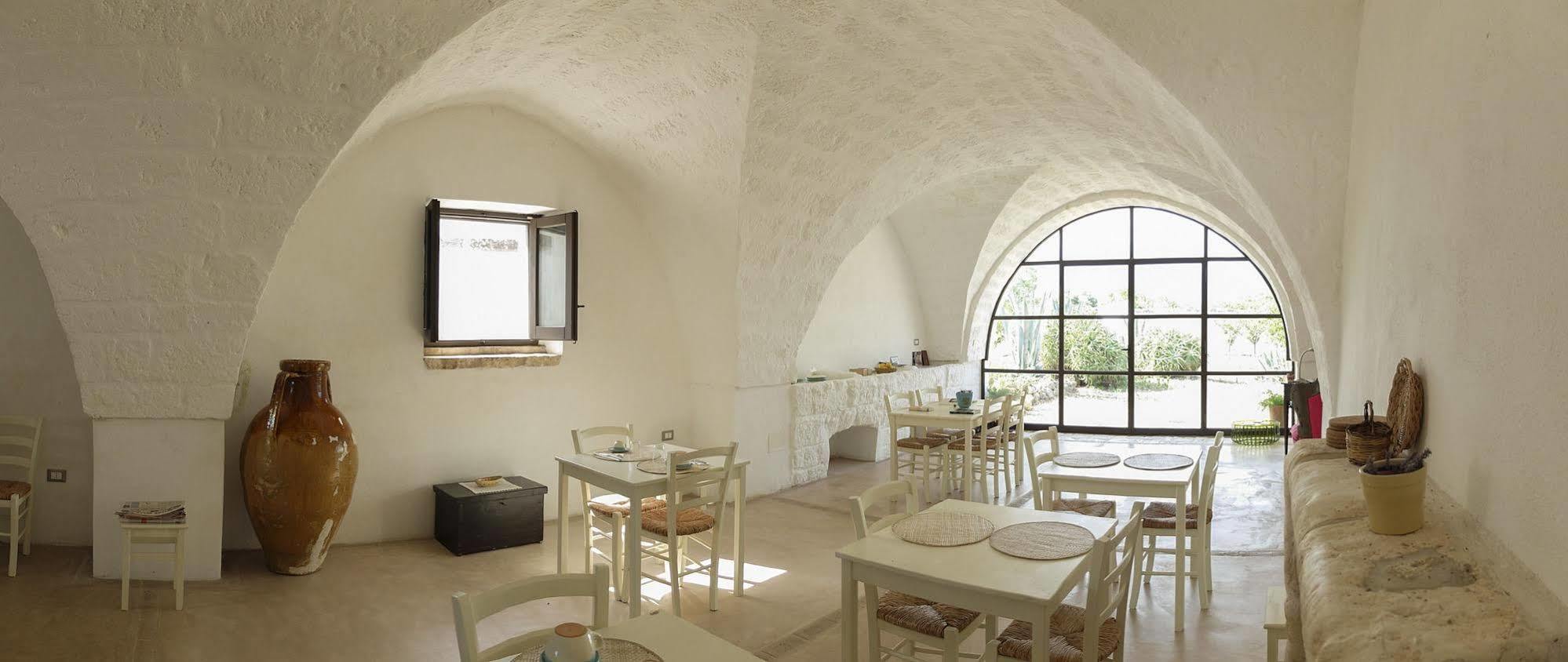 Masseria Palombara Grande Ostuni Eksteriør billede