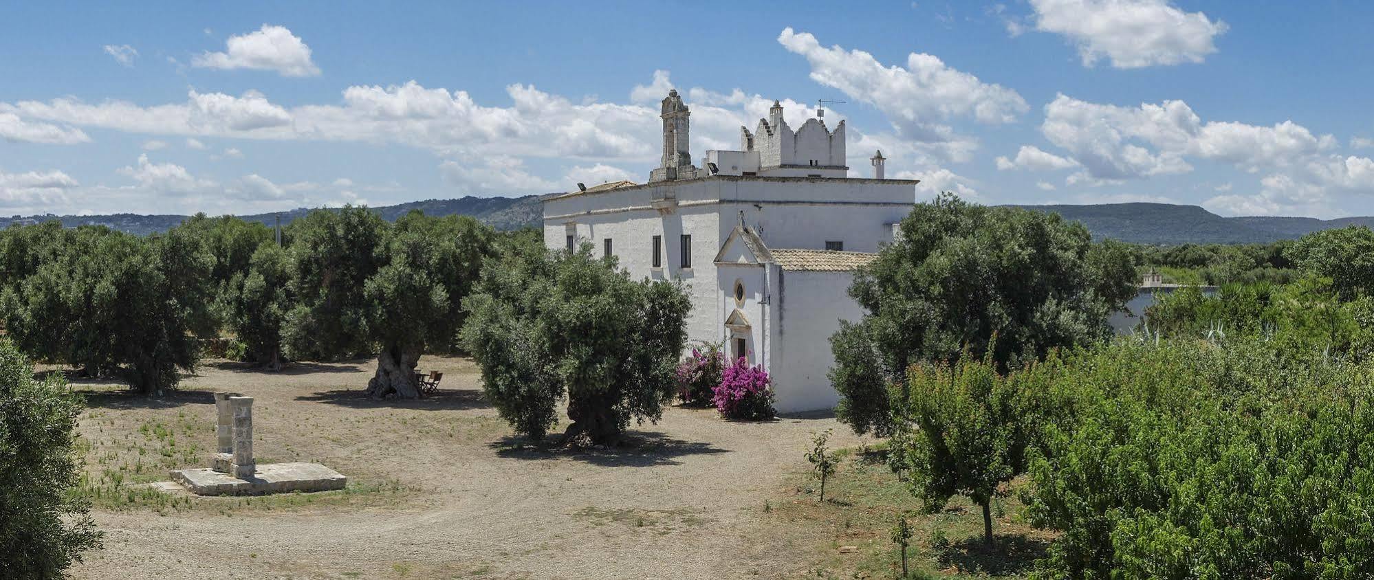 Masseria Palombara Grande Ostuni Eksteriør billede